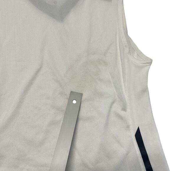 Nike Woman’s Team Small White And Black Sleeveless Tank Top Active Wear*flaw - Picture 7 of 7